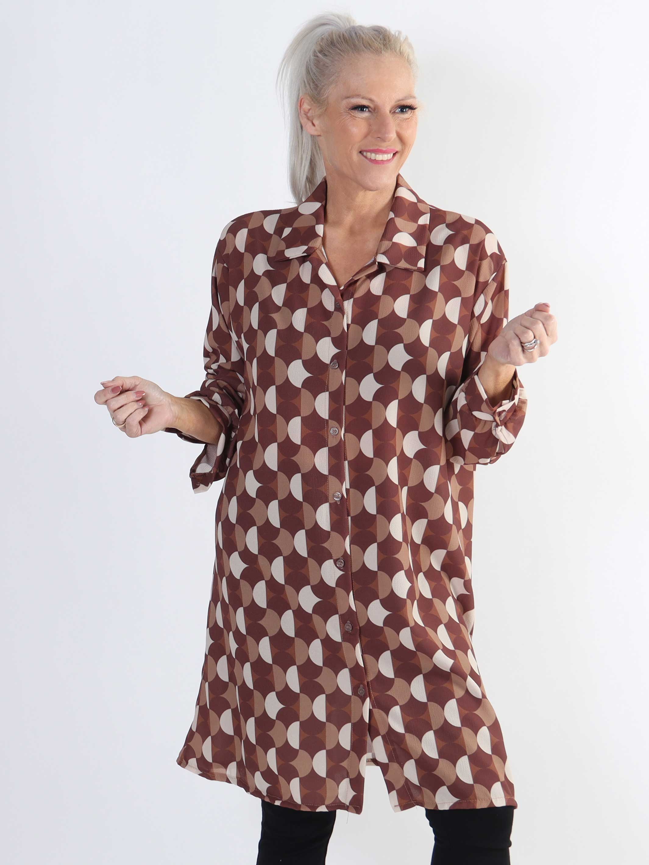 Abigail Pattern - Mønstret plus size skjortekjole